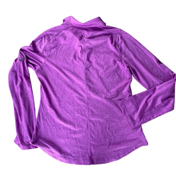 Marmot Shirt Women’s Medium Long Sleeve 1/4 Button Front Purple Lightweight EUC - Picture 4 of 6
